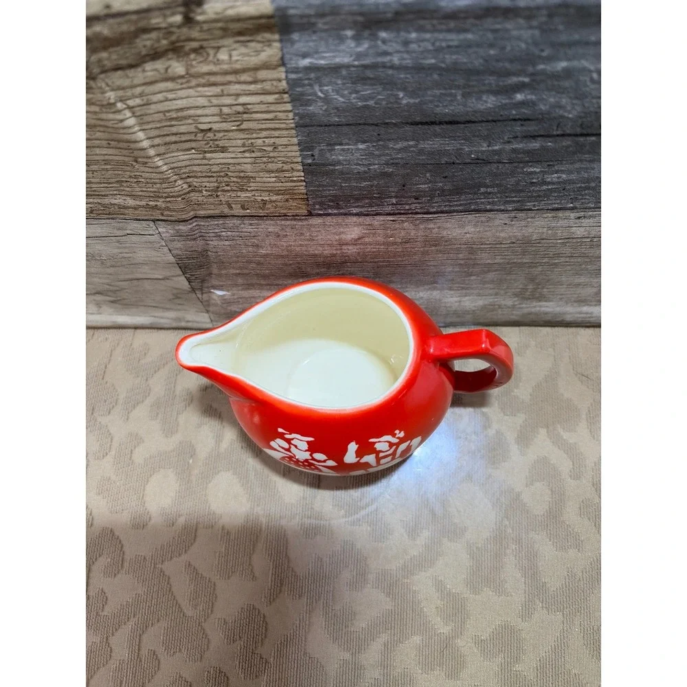 Unbranded vintage ceramic